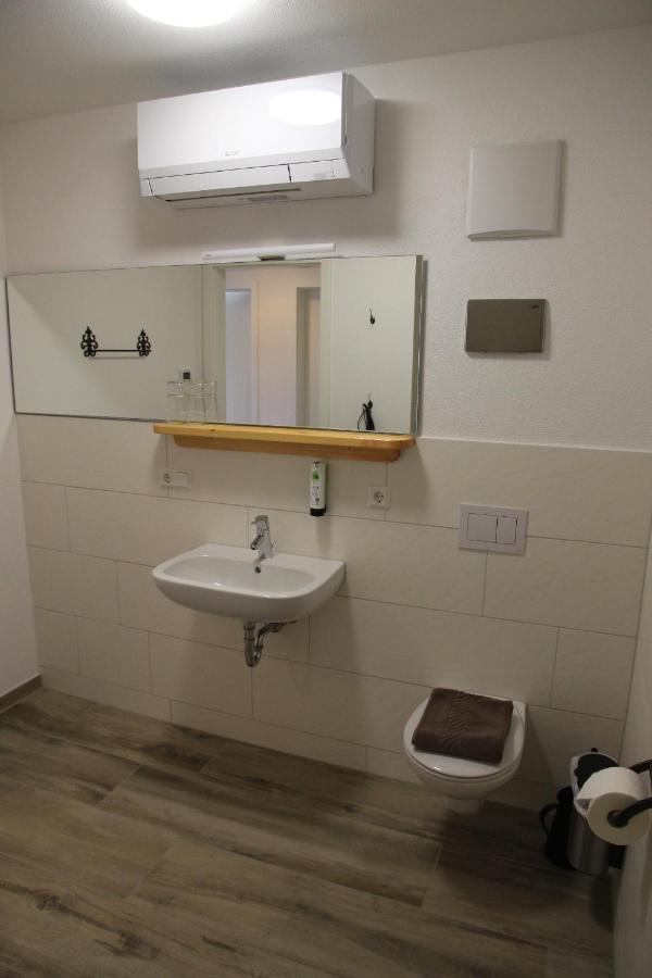 Ferienwohnung Gasthof Lowen Капел-Графенхаузен Екстериор снимка