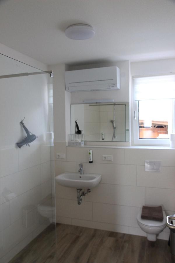 Ferienwohnung Gasthof Lowen Капел-Графенхаузен Екстериор снимка